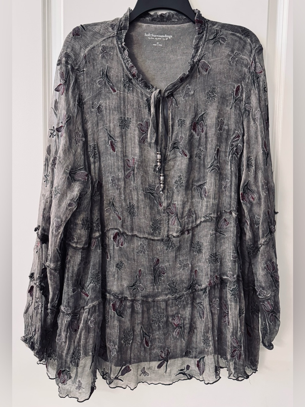 #z199 - Soft Surroundings Ibiza Silk Gray Embroidered Crinkle Tunic Top Dress